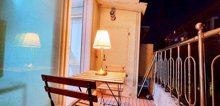 Close to Sinchon, Hongdae Station Cozy Studio Short term also Available!